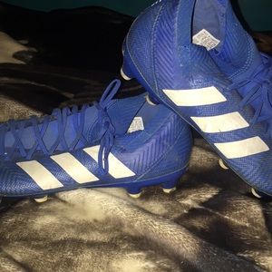 Adidas nemiziz. They are pretty old but still good